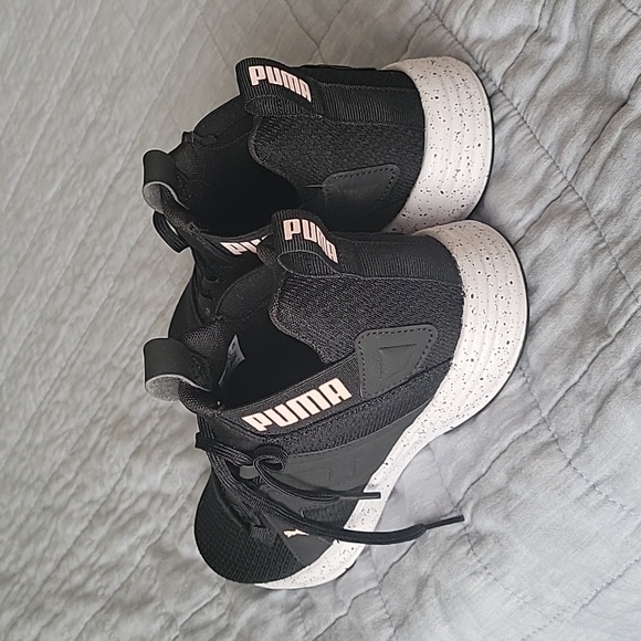 Puma sneakers - Picture 3 of 4